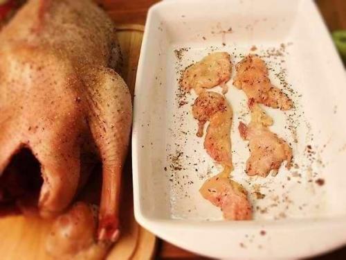 Новогодний гусь с яблоками и тмином. 05