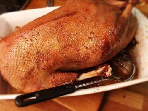 Новогодний гусь с яблоками и тмином. 09