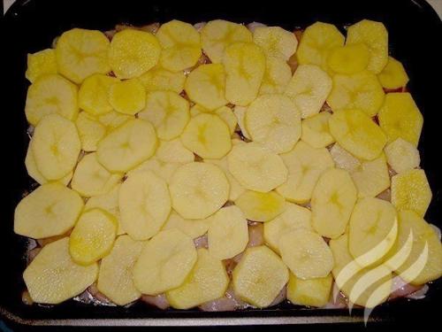 Картофельная запеканка с курицей. 05