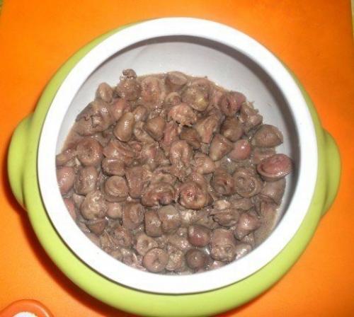 Жаркое из сердечек с грибами в горшочке или очень быстрый вкусный ужин. 01