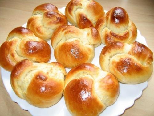 Тесто на кефире, как пух. Тесто "КАК ПУХ" для любой выпечки.