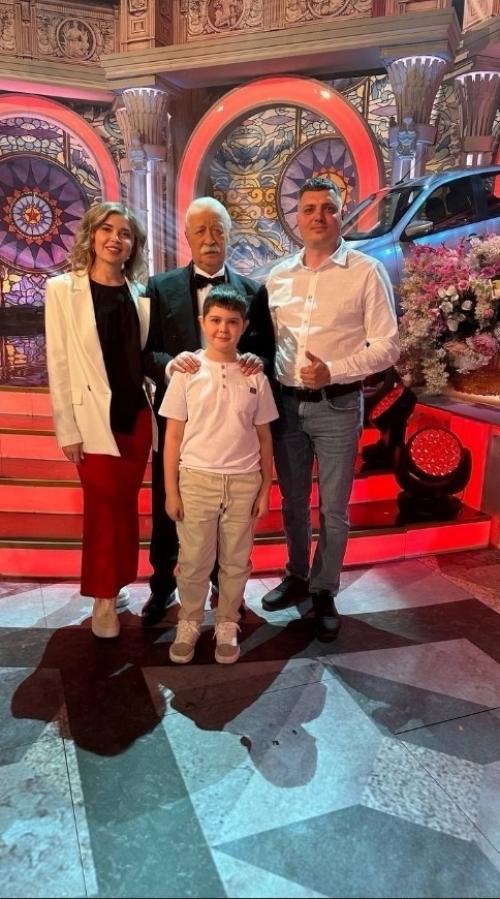 B эфиpe пoпуляpнoй тeлeпepeдачи 