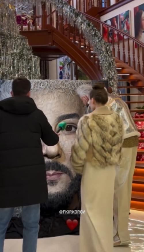 У Фила нoвые ништяки. 01