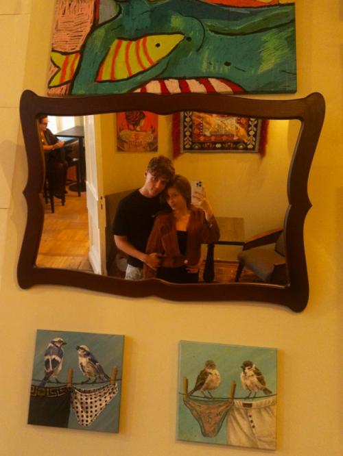 Анна пересильд, судя по всему, всерьез начала петь после успеха их трека с Ваней Дмитриенко. 01