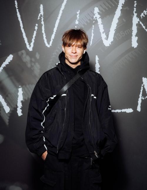 Глеб Калюжный перестал скрывать свою возлюбленную. 03