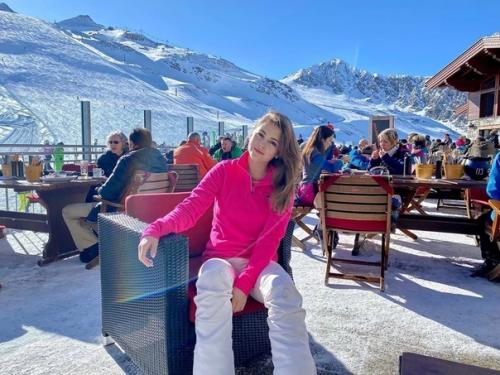 Анна михайловская такая настоящая и милая! 04