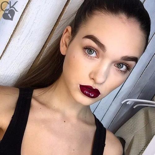 Мы делаем профессиональную чистку лица в домашних условиях? 

