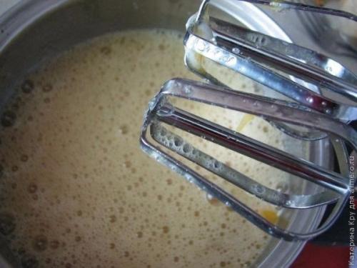 Бисквитный рулет с малиной. 01 Бисквитный рулет с малиной. 01