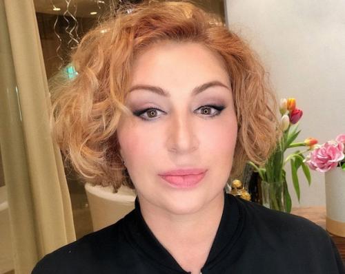 Мама Тимати - Симона проводит очень много времени с внучкой Алисой после расставания ее родителей! 05