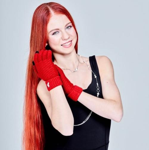 Олимпийской чемпионкой по фигурному катанию стала россиянка Анна Щербакова. 01