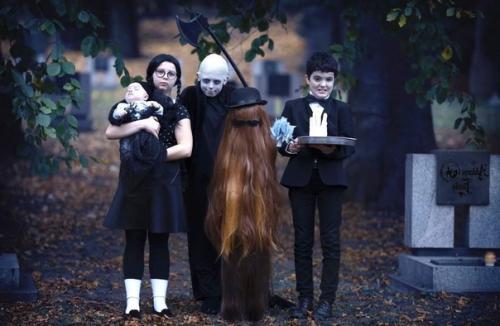 Фотосессия в стиле семейки адамс. 02