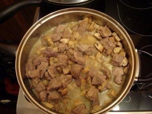 Мясо в сырном соусе. 05 Мясо в сырном соусе. 05