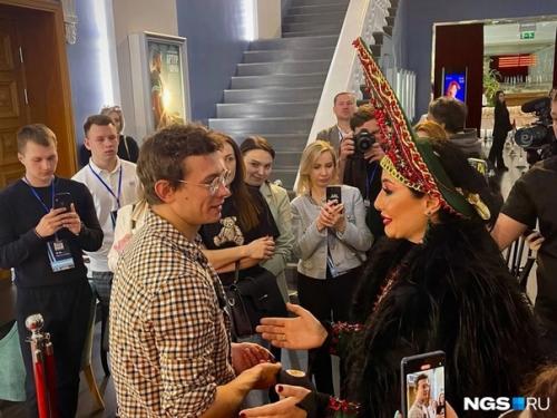 Никита кологривый приехал в родной Новосибирск и опять попал в скандал. 01 Никита кологривый приехал в родной Новосибирск и опять попал в скандал. 01