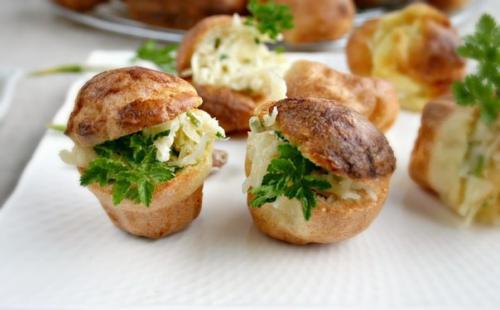 Поповеры с сырно - чесночным салатом. 01 Поповеры с сырно - чесночным салатом. 01