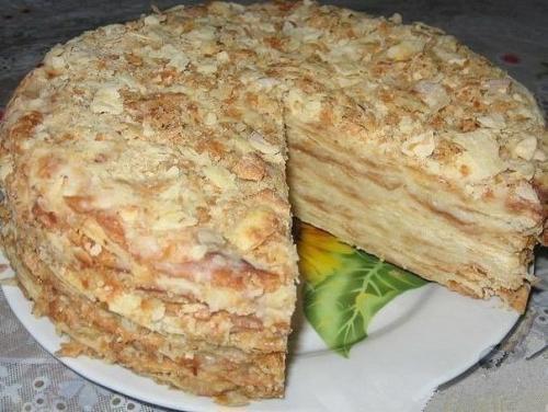 Старый Наполеон. Сейчас пекут наполеоны в упрощенном варианте, и старый рецепт Наполеона забыт совершенно. Старый Наполеон. Сейчас пекут наполеоны в упрощенном варианте, и старый рецепт Наполеона забыт совершенно.