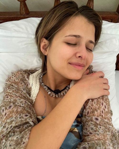 Любовь Аксенова без макияжа ещё красивее, чем с макияжем! 02