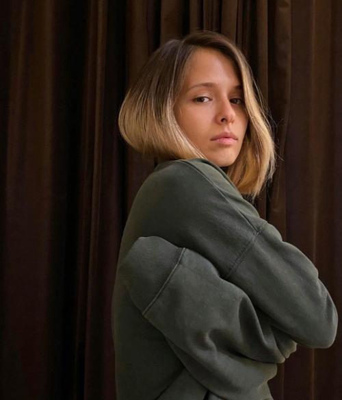 Любовь Аксенова без макияжа ещё красивее, чем с макияжем! 05