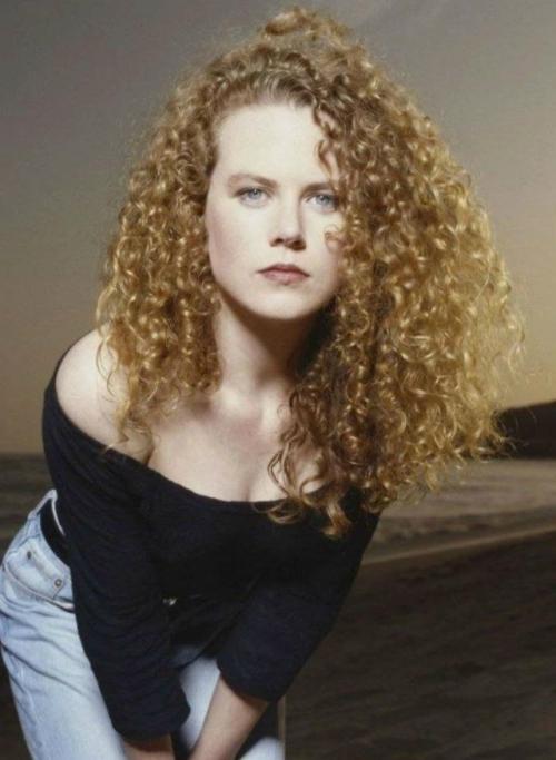 Самая известная кудрявая голова голливуда - николь кидман. 02