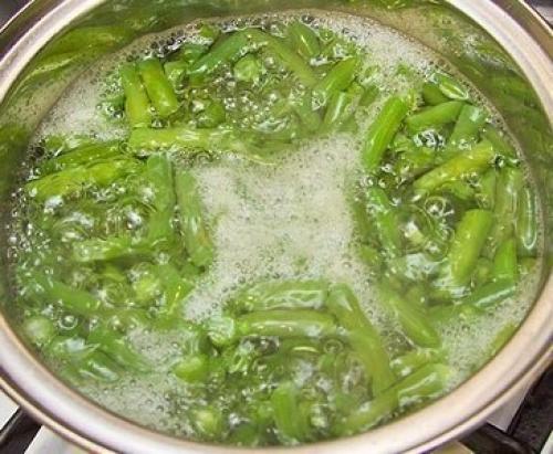 Салат с ветчиной и стручковой фасолью. 01