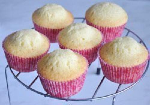 Классические капкейки (мини - кексы). 04