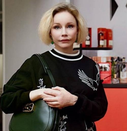 Марина зудина сделала неудачную пластику? 01