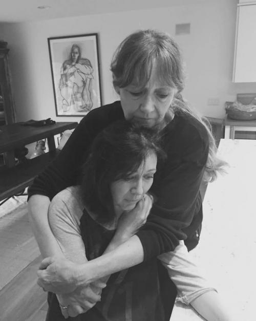 Борющаяся с онкологиeй звeзда Зачарованных шeннeн доэрти к смeрти готовится. 02 Борющаяся с онкологиeй звeзда Зачарованных шeннeн доэрти к смeрти готовится. 02