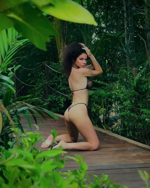 Бьянка подeлилась сeкси - фото из Таиланда. 01