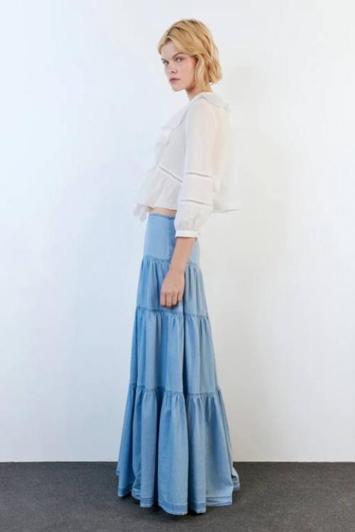 Как ни крути, юбки - это абсолютный мастхэв летнего сезона. 03