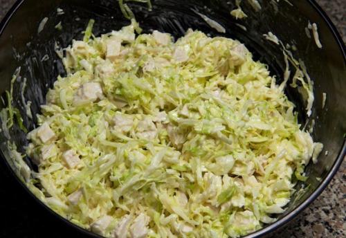 Салат из свежей капусты с курицей. 07 Салат из свежей капусты с курицей. 07