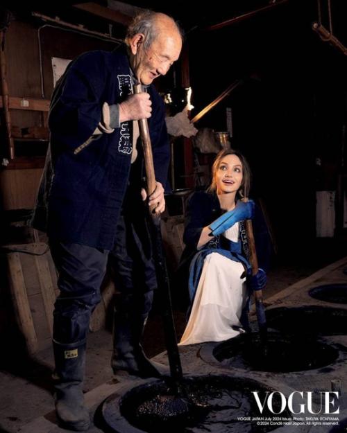 Анджелина джоли впервые за долгое время появилась на обложке журнала. 04