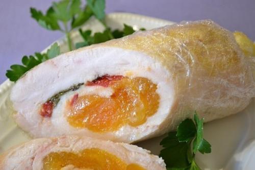 Куриные колбаски - рулетики с курагой. 02 Куриные колбаски - рулетики с курагой. 02