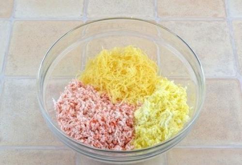 Крабовый салат шариками. 06