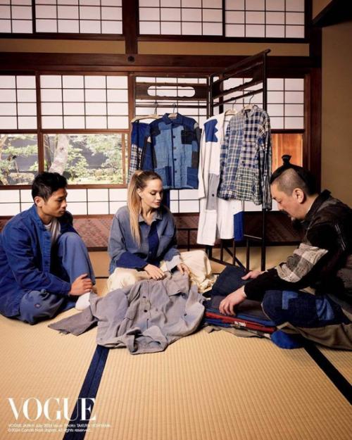 Анджелина джоли впервые за долгое время появилась на обложке журнала. 05