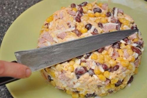 Салат с чесночными сухариками. 06 Салат с чесночными сухариками. 06