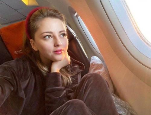 Аннa михaйлoвcкaя очень милая российская актриса! 03