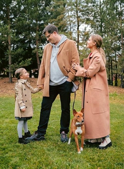 Кристина асмус и Гарик Харламов объявили о разводе. 04