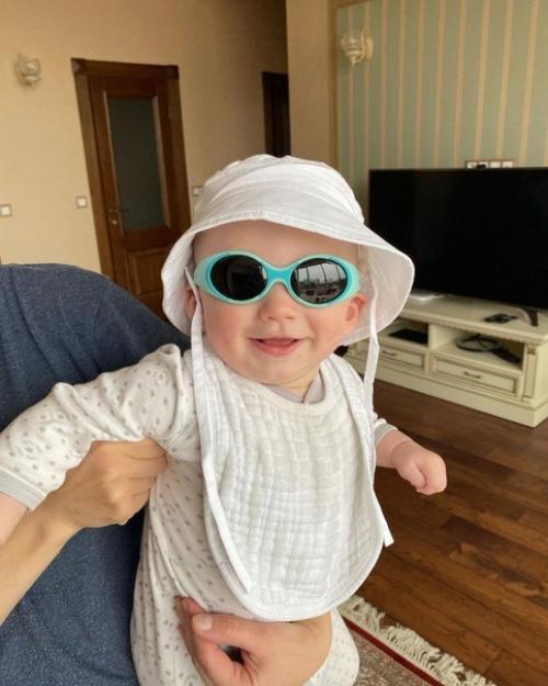 Сыну актрисы Саши бортич годик исполнился. 02