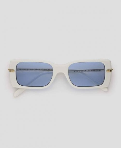 Очки - самый модный и необходимый аксессуар весенне-летнего сезона. 03