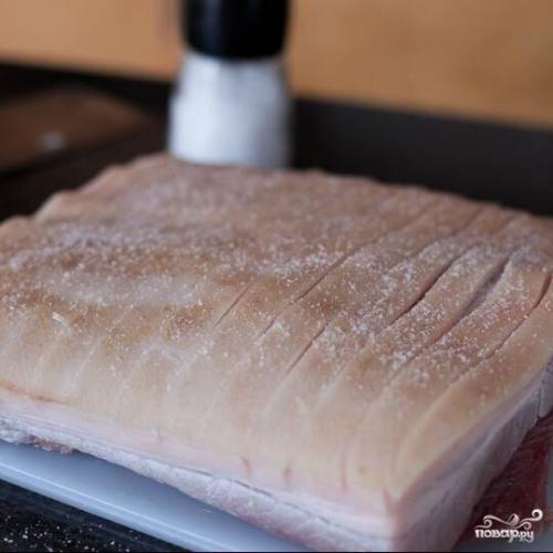 Свинина запеченная с чесноком. 01