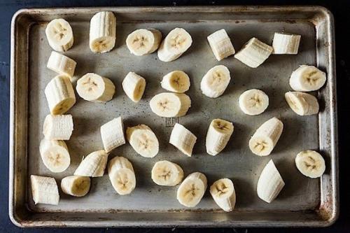 Удивительное мороженое из одного ингредиента за 5 минут. 03