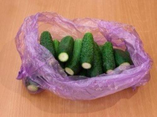 Малосольные огурцы без рассола. 04 Малосольные огурцы без рассола. 04