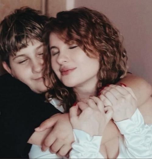 Актриса Анна Цуканова - котт со своим сыном! 02