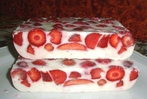 10 десертов с клубникой без выпекания. 10 десертов с клубникой без выпекания.