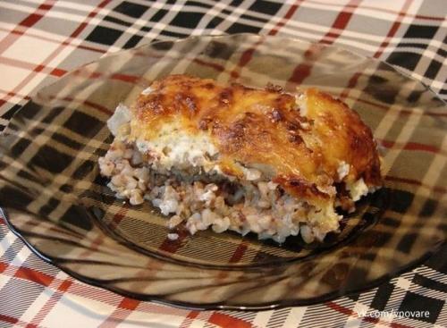 Курица, запеченная с гречкой. Курица, запеченная с гречкой.