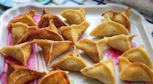 Блинчики с грибами и сыром.