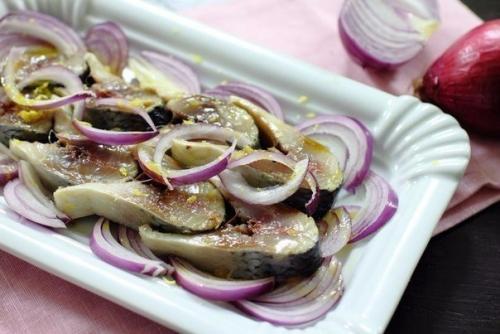 Сельдь пряного посола дома.