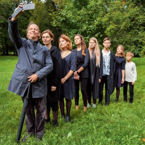 Иван охлобыстин обрел покой вдали от суеты - актёр живёт в деревне. 02