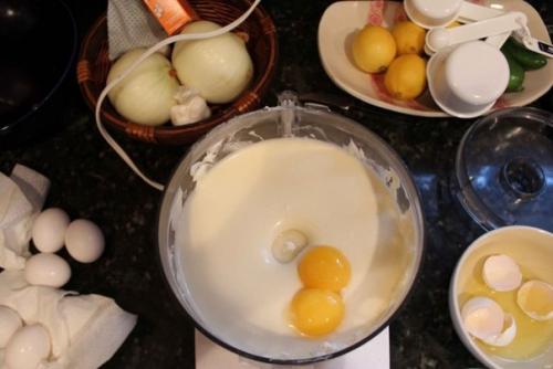 Домашний чизкейк.   Ингредиенты: 04