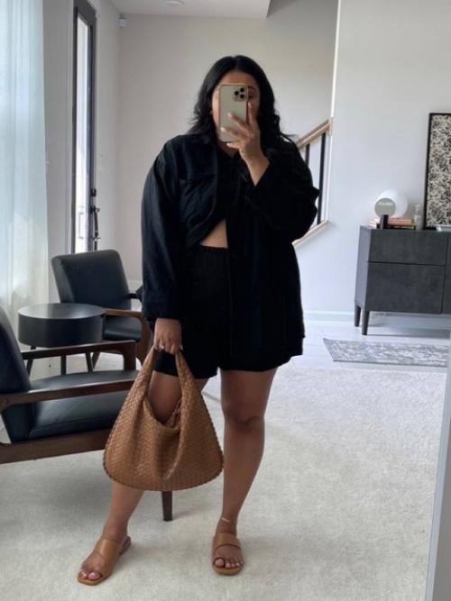 Образы для плюс - сайз могут быть в абсолютно разных цветах и фасонах, это касается и шорт выше коленей! 04