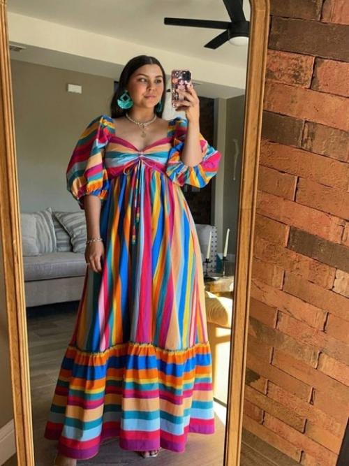 Образы для плюс - сайз могут быть в абсолютно разных цветах и фасонах, это касается и шорт выше коленей! 05